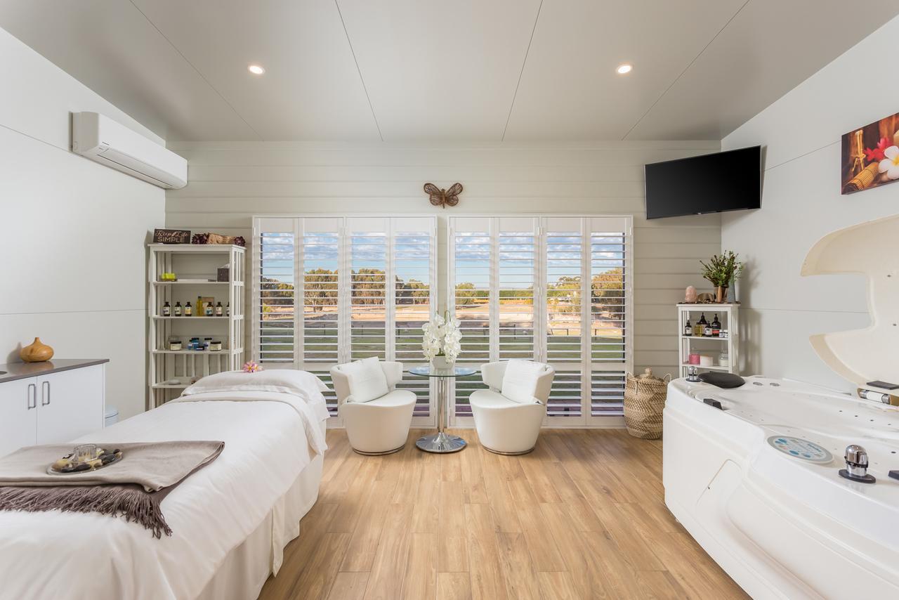 The Swan Valley Retreat Henley Brook Exterior photo